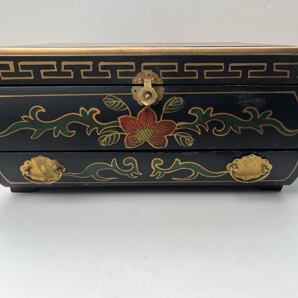 Antique Asian Jewelry Box - Picture 3 of 9